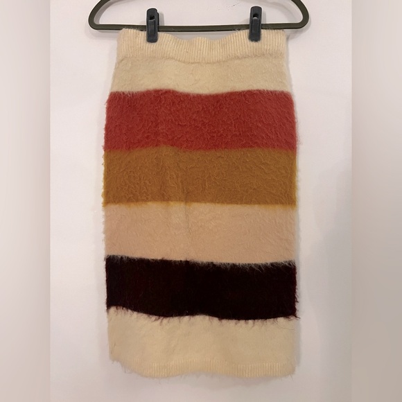 Lou & Grey fuzzy alpaca blend midi skirt XS - Picture 2 of 3